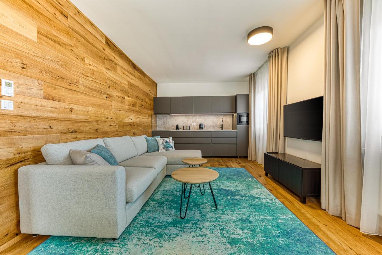 Apartmany Filipovice ビェラー・ポト・プラジェデム エクステリア 写真