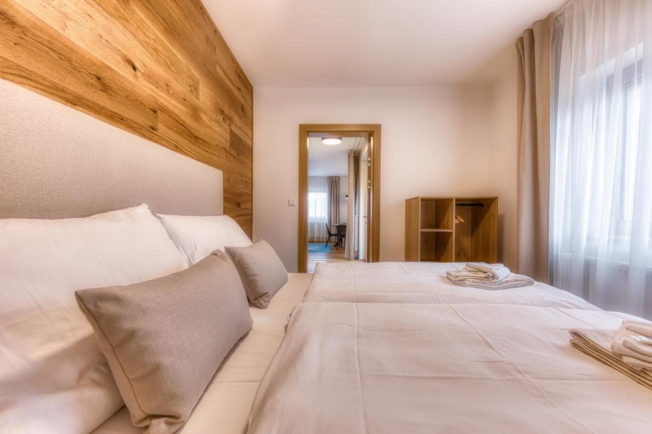 Apartmany Filipovice ビェラー・ポト・プラジェデム エクステリア 写真